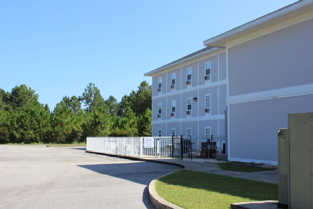 Lewiston Hall Hostel Foley Buitenkant foto